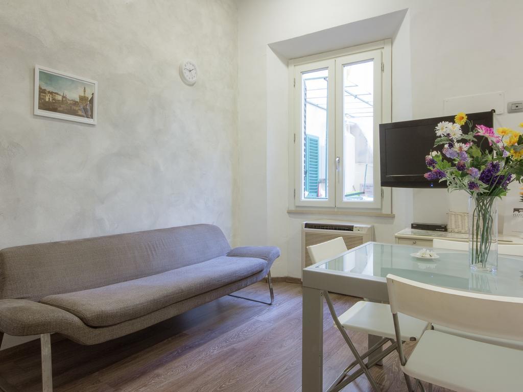 Piazza Pitti 2 Bedroom Firenze Bagian luar foto