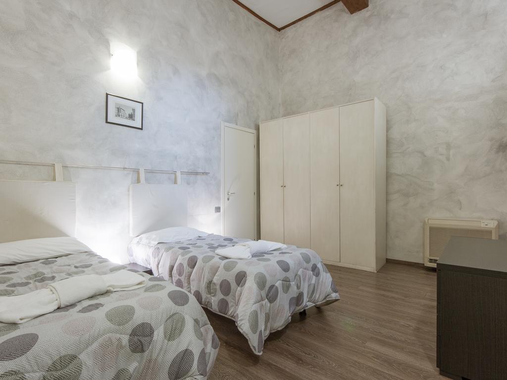 Piazza Pitti 2 Bedroom Firenze Bagian luar foto
