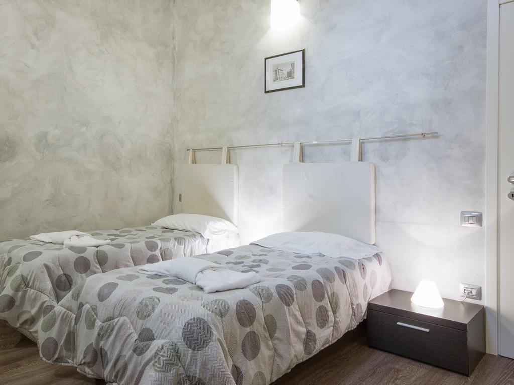 Piazza Pitti 2 Bedroom Firenze Bagian luar foto